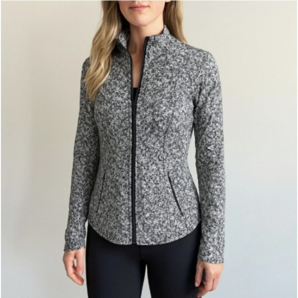Athleta Zip-Up Jacket Gray Black Marled Stretch Women’s M Activewear Athleisure
